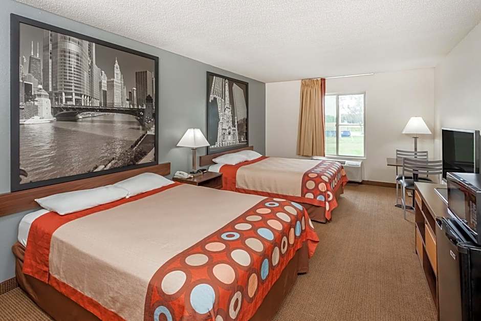 Super 8 by Wyndham Pekin/Peoria Area