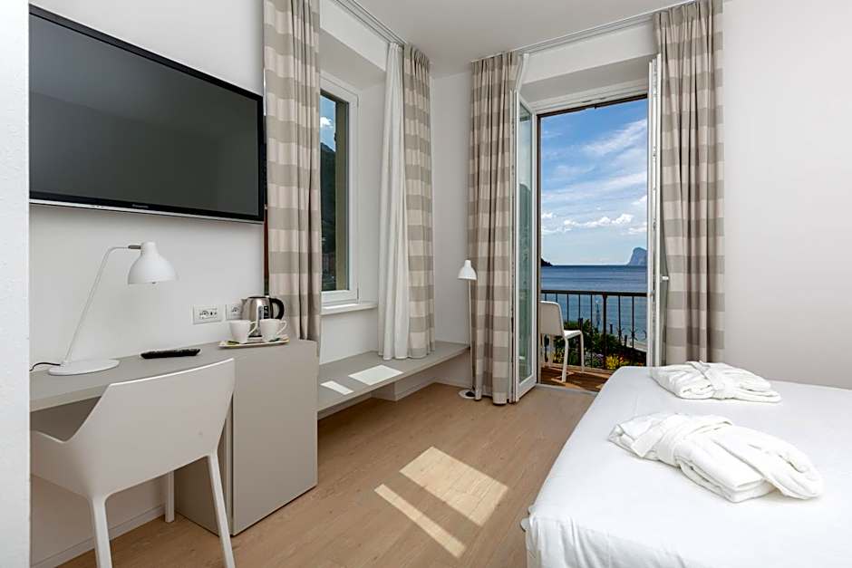 Hotel Lago Di Garda