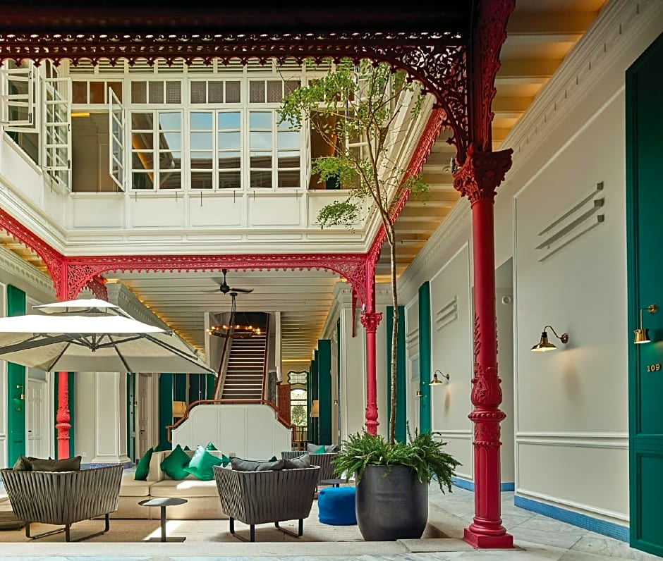 The Edison George Town