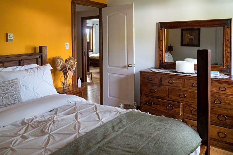 Photo 1 of 8 of Standard 1 Queen Bed