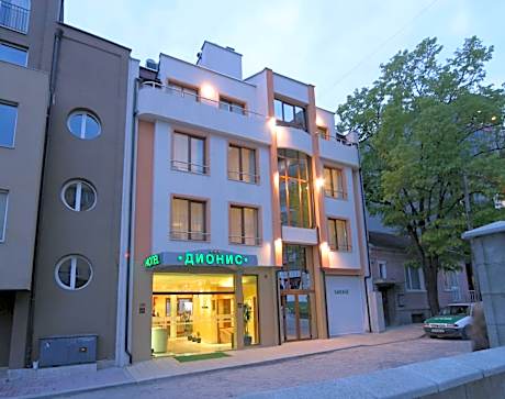 Dionis Hotel