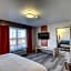 Holiday Inn Express Hotel & Suites Milwaukee Airport By IHG