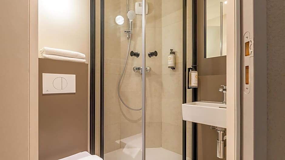 Premiere Classe Roissy CDG - Paris Nord 2 - Parc des Expositions