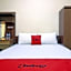 RedDoorz near Hartono Mall 3