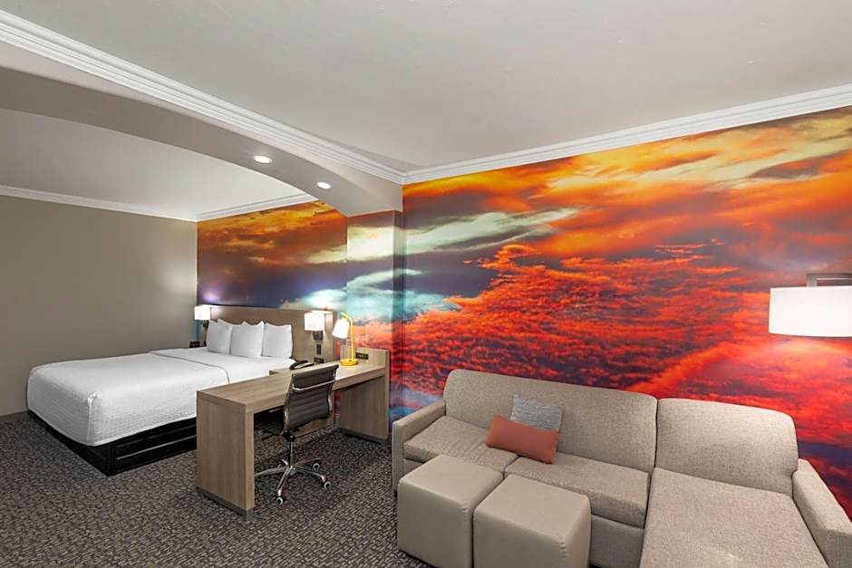 La Quinta Inn & Suites by Wyndham Oklahoma City - Moore