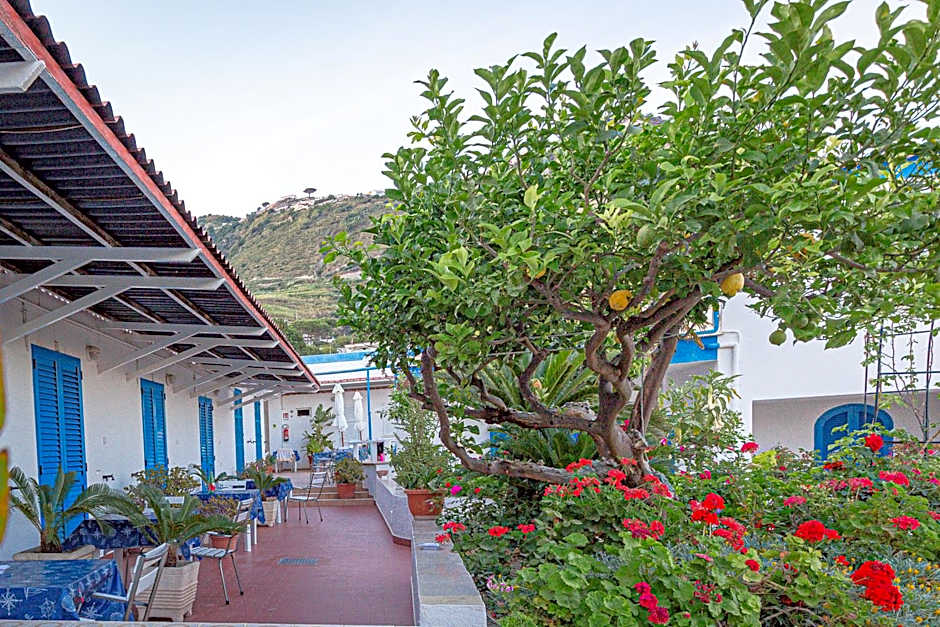 Hotel Casa Adolfo Ischia