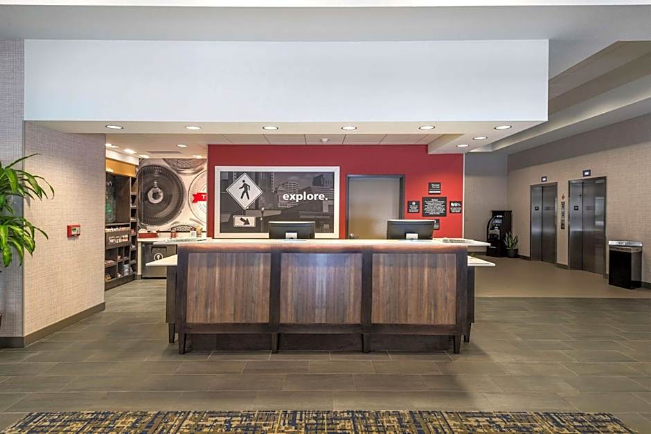 Hampton Inn By Hilton & Suites Tulsa Downtown, Ok