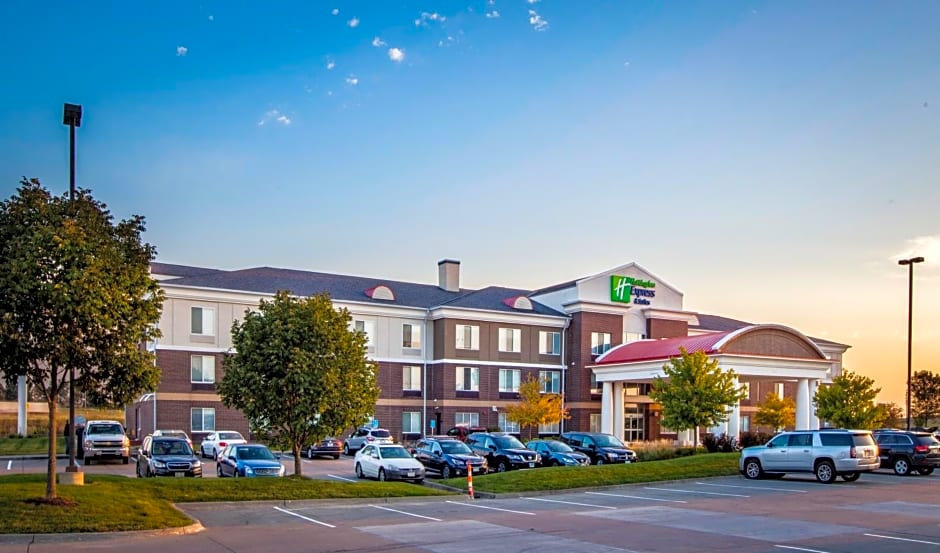 Holiday Inn Express Hotel & Suites Altoona-Des Moines, an IHG Hotel