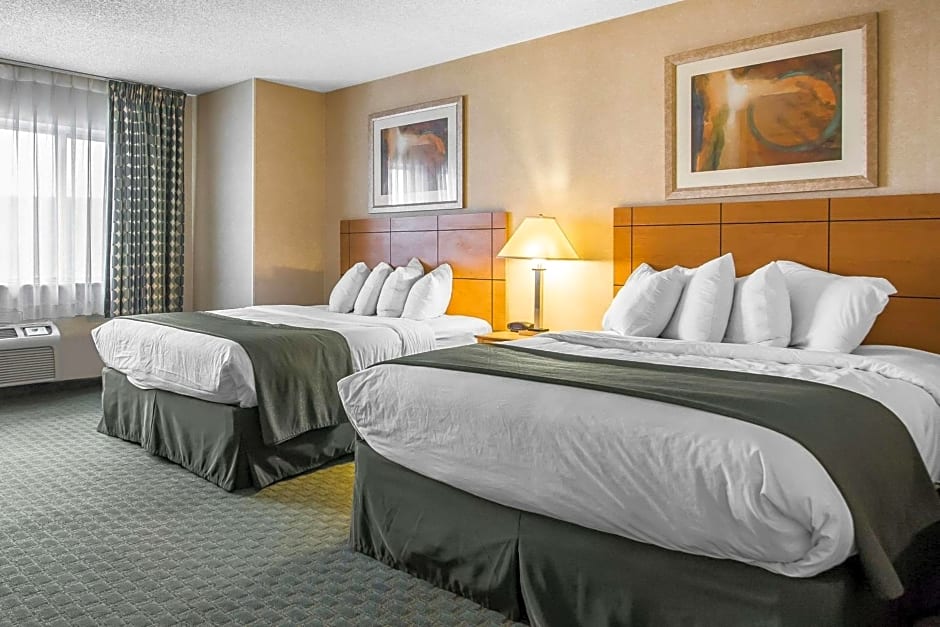 Quality Inn Dubuque on Hwy 20