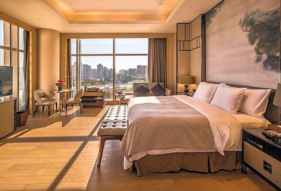 Longzhuda International Hotel