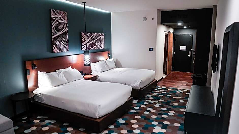 DoubleTree by Hilton Celaya