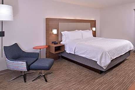 Holiday Inn Express Hotel and Suites Mesquite By IHG