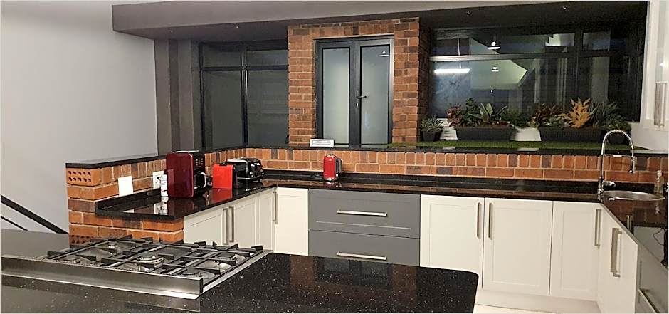 Highland Gate House 1023