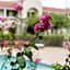 Vineyard Court Designer Suites Hotel