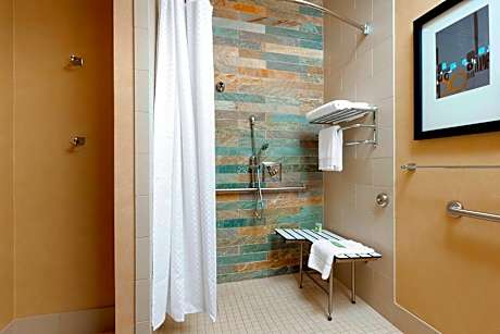 Deluxe Room, 1 King Bed