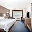 Holiday Inn Express & Suites Great Bend By IHG