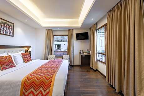 Valley View Premier Room With Balcony