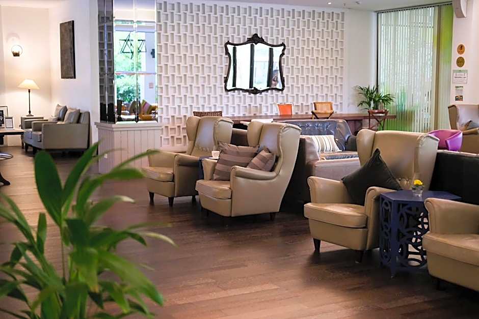 Balcony Courtyard Sriracha Hotel & Serviced Apartments