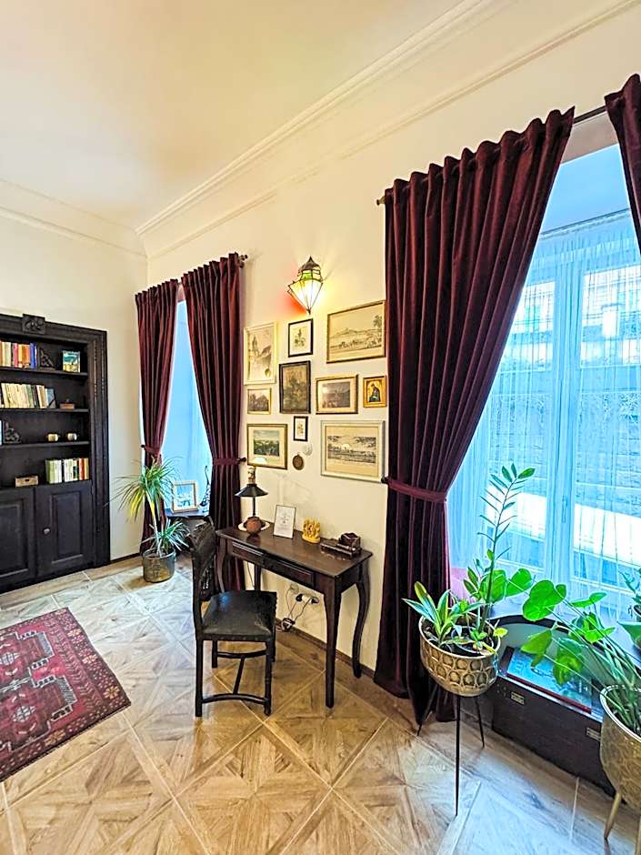 Opera apartments - Mestský palác