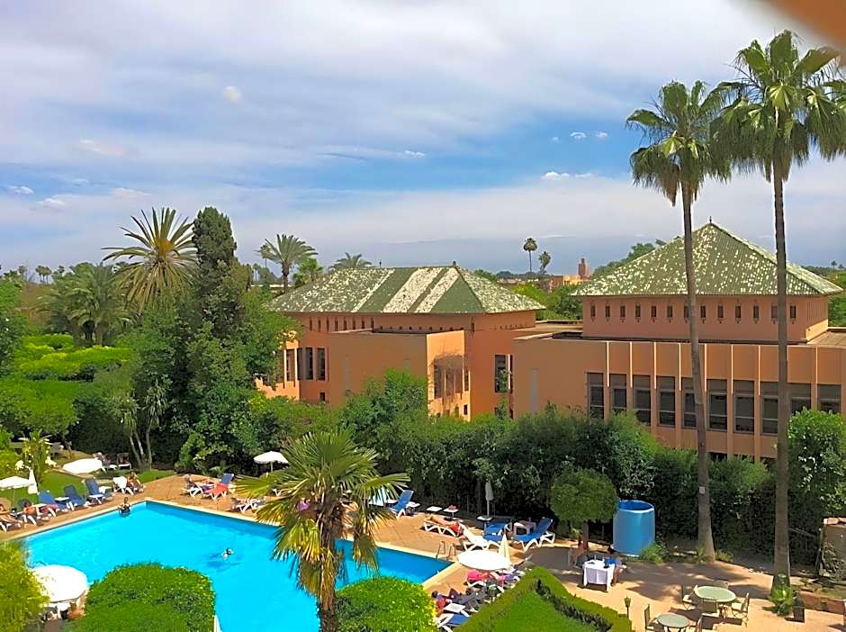 Chems Hotel