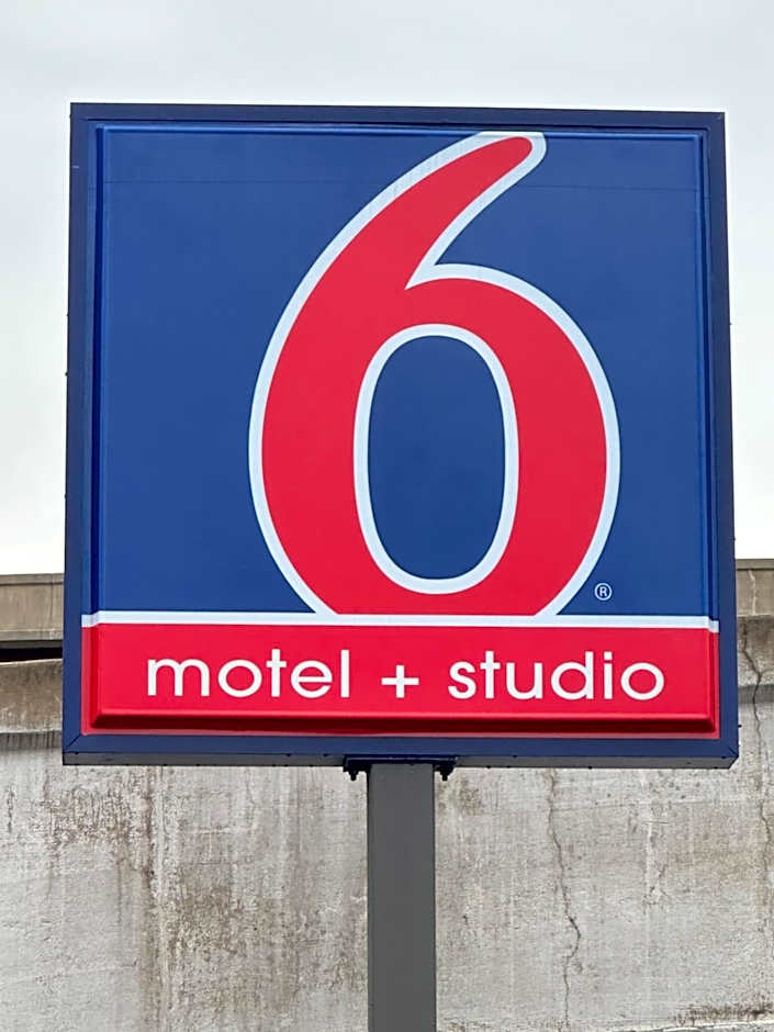 Studio 6 Springfield VA Washington DC Southwest