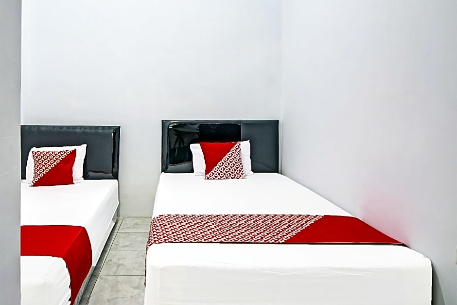 SPOT ON 91995 Cvictory Inn