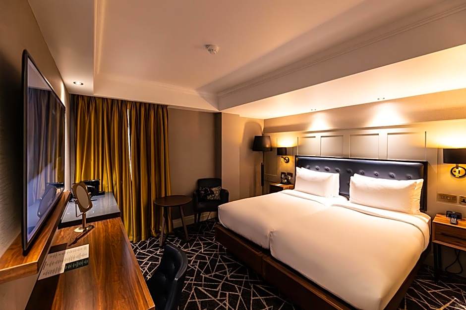 100 Queen's Gate Hotel London, Curio Collection by Hilton