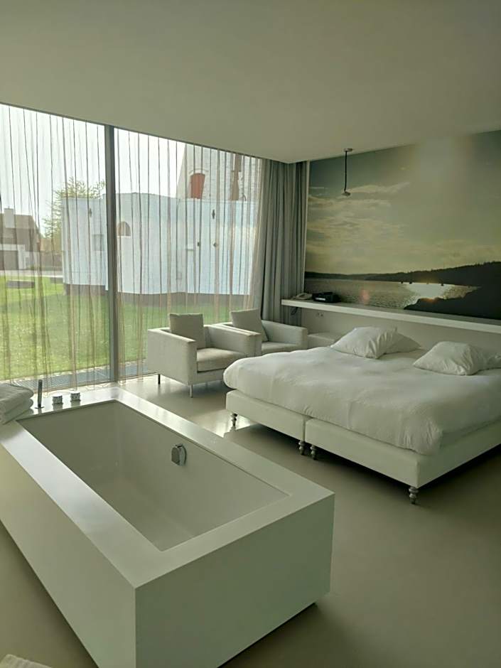 D-Hotel