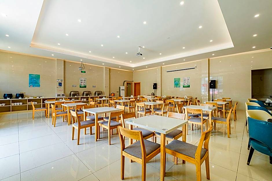 Greentree Inn Yangzhou Plaza Business Hotel – Yangzhou, VA