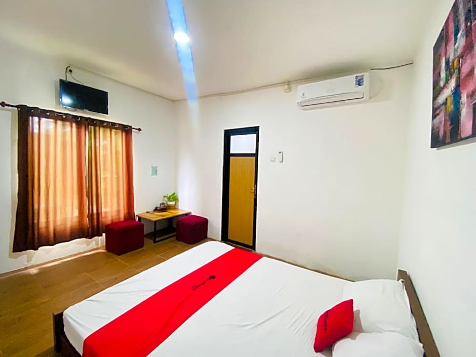 RedDoorz Syariah Near Wisata Durensewu Pandaan