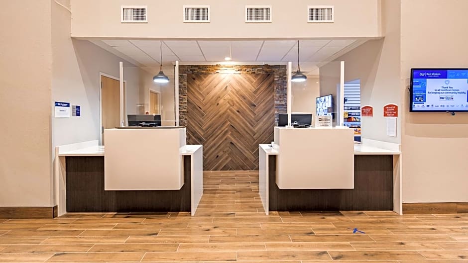 Best Western Plus Elizabethtown Inn & Suites