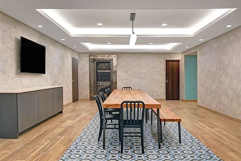 TownePlace Suites by Marriott Cincinnati Downtown