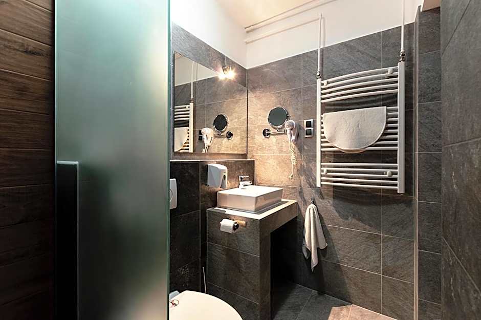 Vén Diófa De Lux Panzió