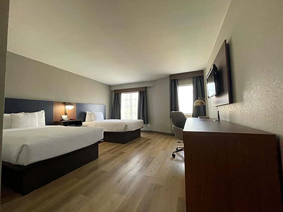 La Quinta Inn & Suites by Wyndham Dallas Dfw Airport North