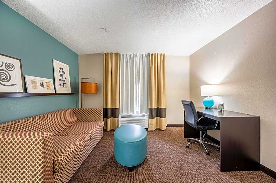 Sleep Inn & Suites