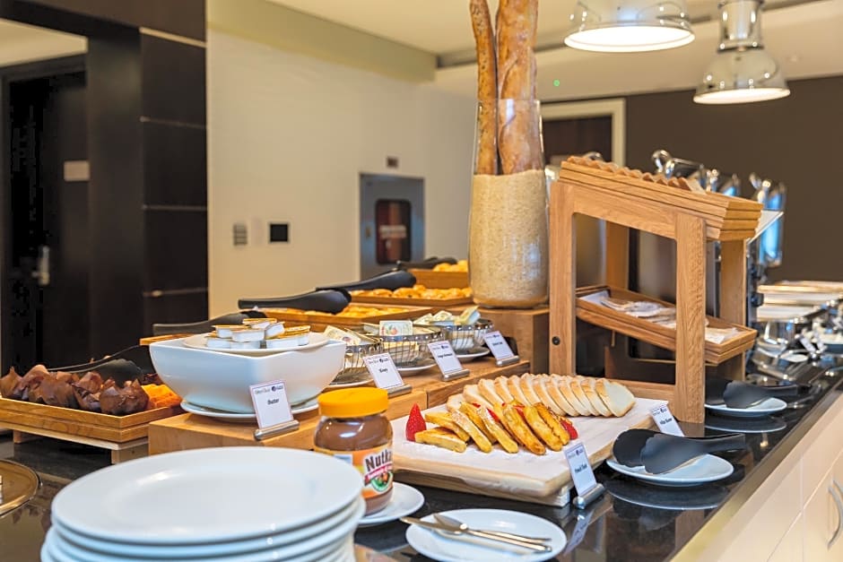 Premier Inn Doha Airport