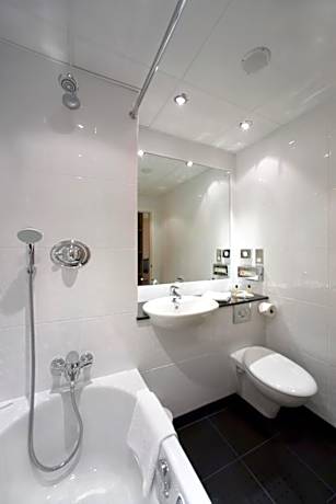 Standard Double Room with Walk-In Shower - Non-Smoking