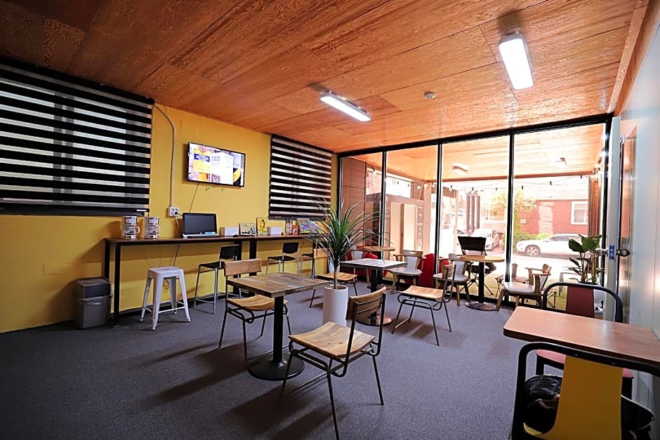 Stay RomanticTrip_Hostel