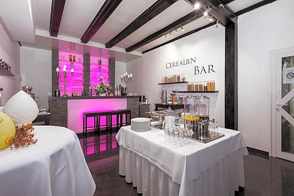 Hotel Rühen, 24 Stunden Check in, Küche, kostenfreie Parkplätze