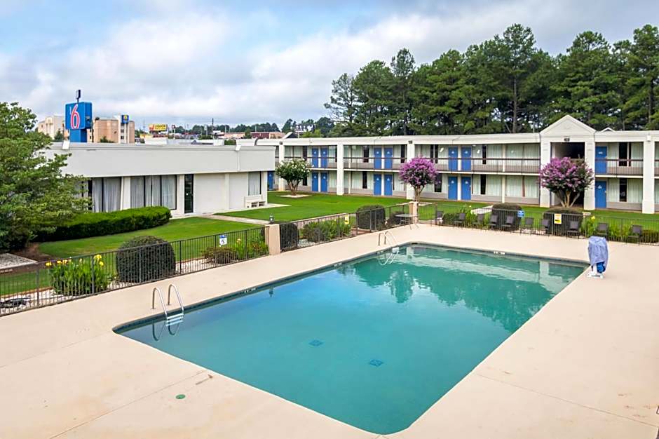 Motel 6-Conyers, GA