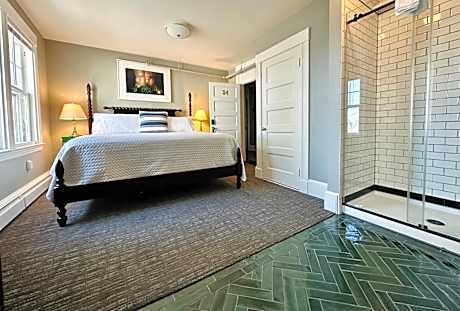Inn @ Gifford House