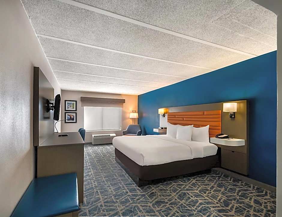 Comfort Inn Falls Church - Tysons Corner