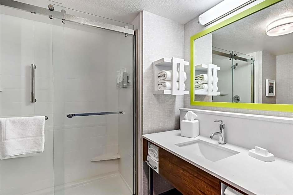 Hampton Inn By Hilton & Suites Lathrop, Ca