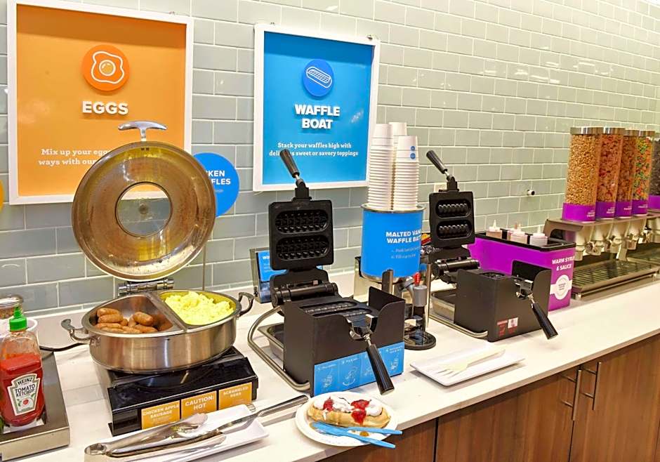 Tru by Hilton Lawrence, KS