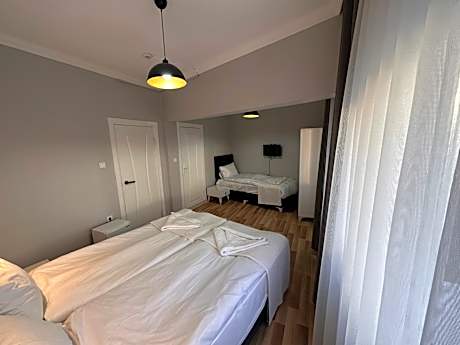 Triple Room with Bathroom