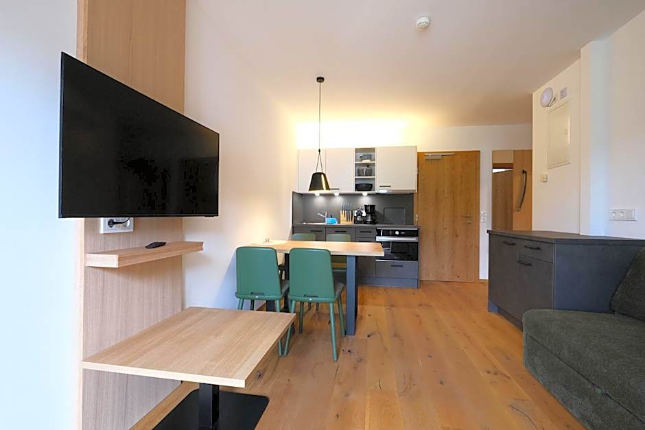 SeeHotel & SeeApartments Kärntnerhof- direkt am See!