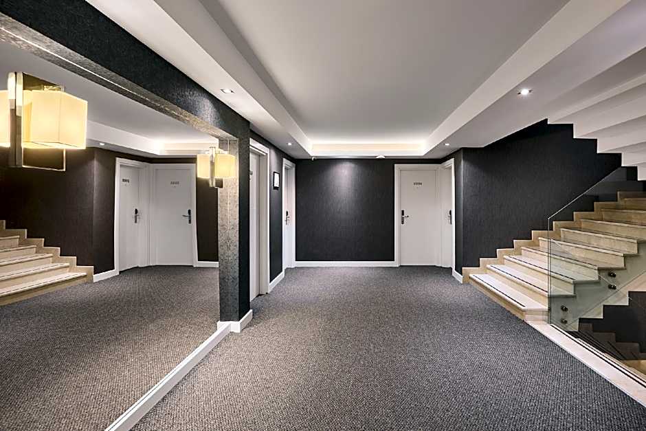 The New Hotel Zeybek