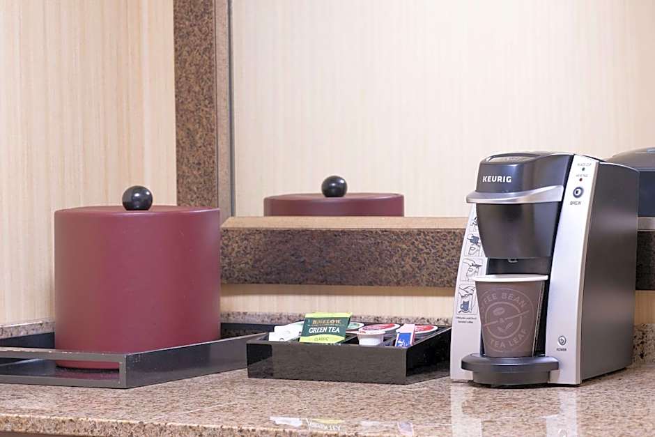 Embassy Suites by Hilton Bloomington / Minneapolis