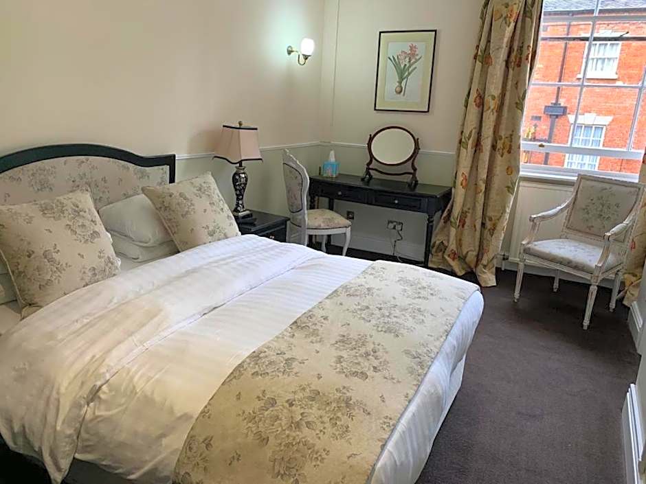 The Saracens Head Hotel