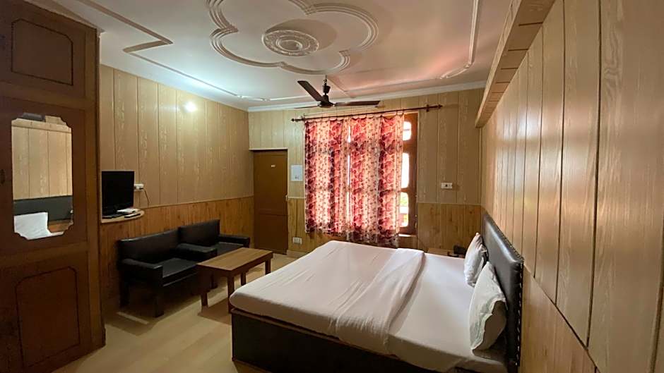 Hotel Ekant Lodge